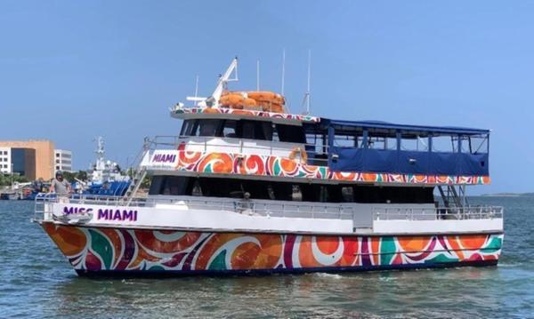 Women Only Rooms - Men Only Rooms - Free Wifi - Coffee Parking - Lockers Miami Dış mekan fotoğraf
