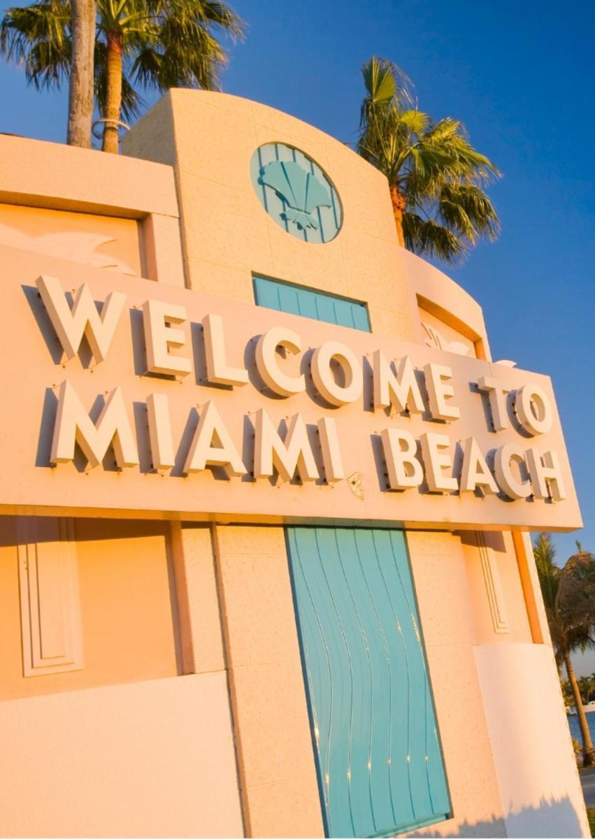 Women Only Rooms - Men Only Rooms - Free Wifi - Coffee Parking - Lockers Miami Dış mekan fotoğraf